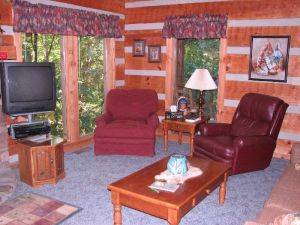 A Mountain Romance - Family room with TV and Leather Chair