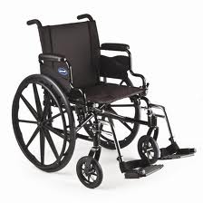 Wheelchair with leg rest