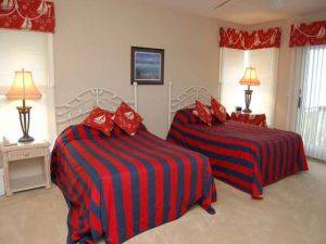 Hilton Head Island - 11 East Wind Bedroom with twin beds