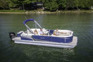 Available pontoon boat rentals on Laurel Lake