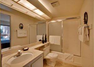 Townhome Rental Bathroom in Lake Tahoe