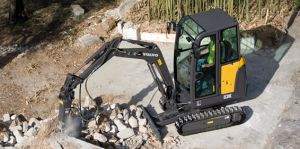 EC20 Mini Digger with hammer attachment for demolition